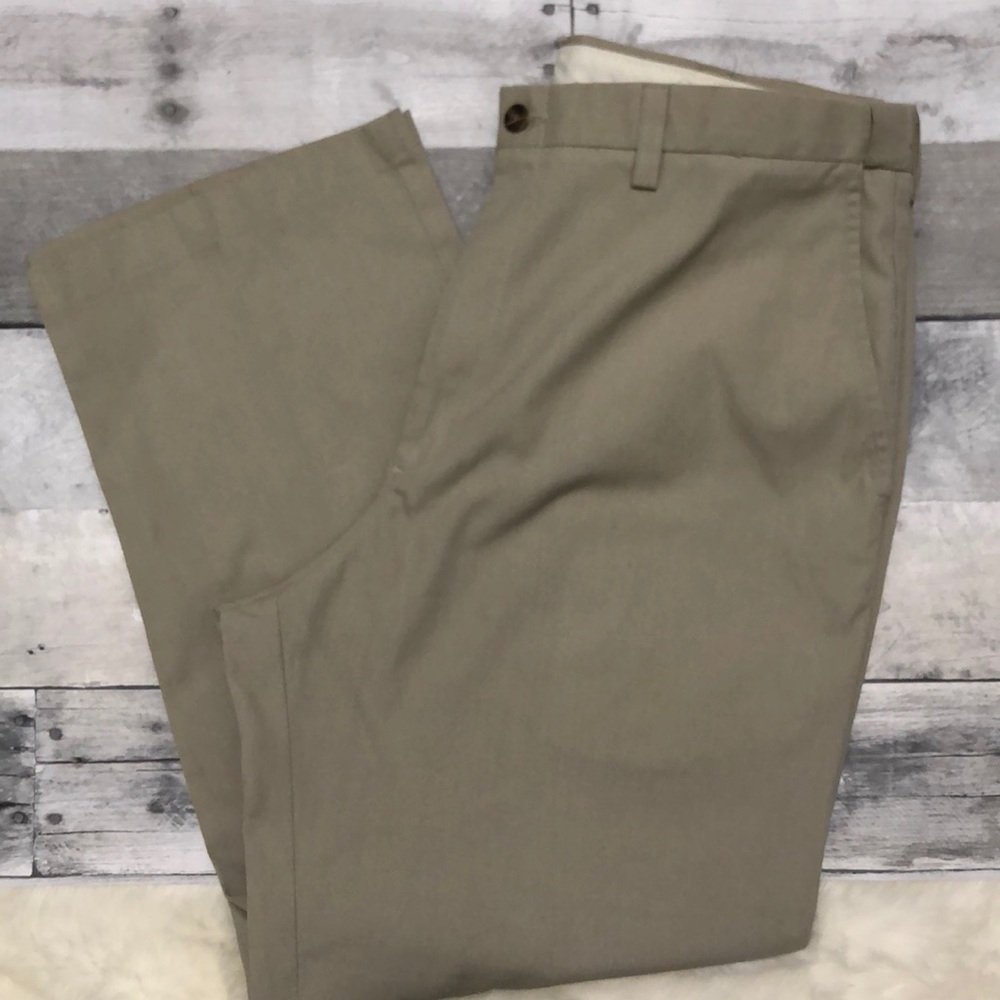 Men’s Haggar flat front dress pants